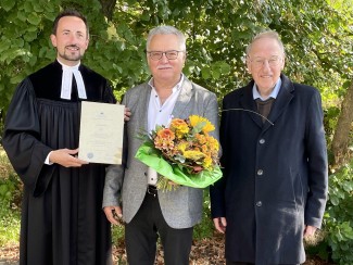 v.l.: Pfr.i.R. Klaus Plorin, Lektor Manfred Hellbach, Pfarrer Stefan Fischer